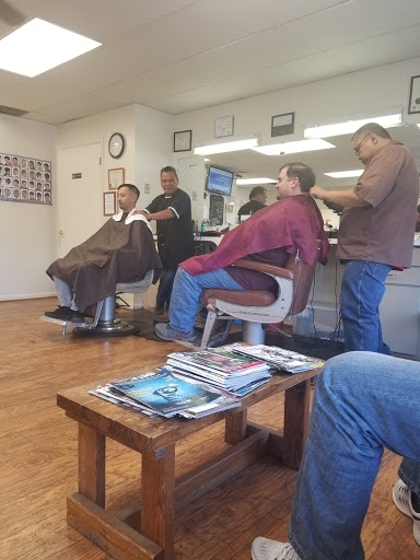 Barber Shop «Kemps River Barber Shop», reviews and photos, 1349 Kempsville Rd, Virginia Beach, VA 23464, USA