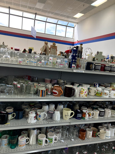Thrift Store «Goodwill Industries of Greater Cleveland & East Central Ohio», reviews and photos, 14690 Snow Rd, Brook Park, OH 44142, USA
