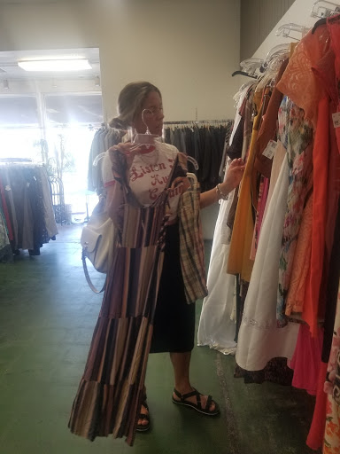 Thrift Store «Angel View Resale Store - Palm Desert», reviews and photos