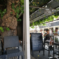 Atmosphère du Restaurant Les Muriers à Sari-Solenzara - n°2