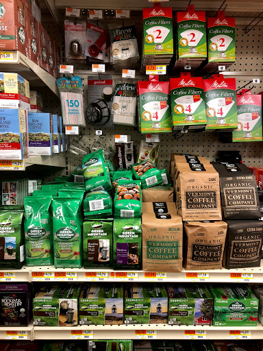 Grocery Store «Block Island Grocery», reviews and photos, 242 Ocean Ave, New Shoreham, RI 02807, USA