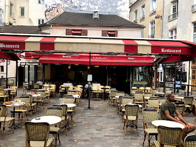 La gentilhommière à Paris