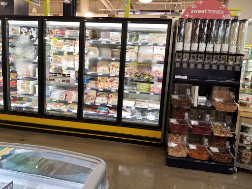 Grocery Store «Whole Foods Market», reviews and photos, 40 Railroad St, Andover, MA 01810, USA