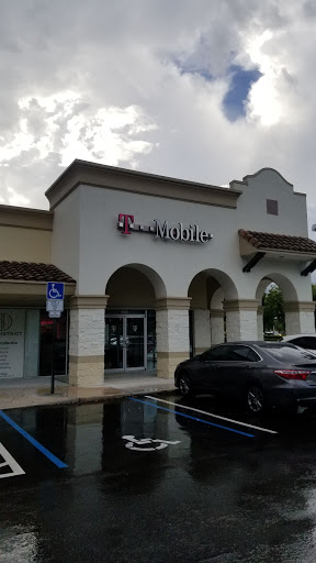 Cell Phone Store «T-Mobile», reviews and photos, 4432 Weston Rd, Davie, FL 33331, USA