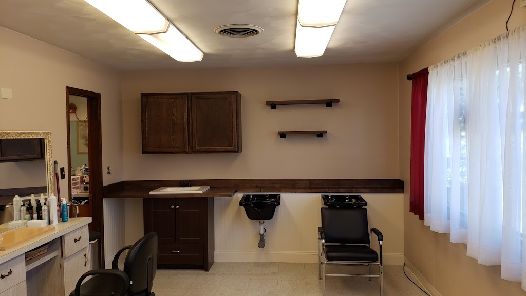 Audrey's Beauty Shop 97128