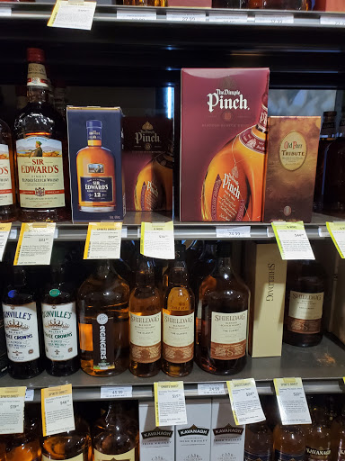 Shopping Mall «Arena Shops», reviews and photos, 14750 Biscayne Blvd, North Miami, FL 33181, USA