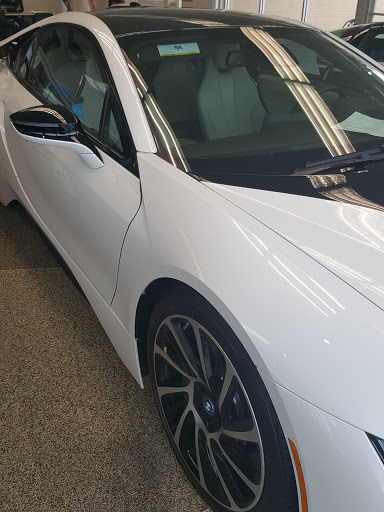 Car Dealer «Lucky Motors», reviews and photos, 225 W Roosevelt Rd, Villa Park, IL 60181, USA