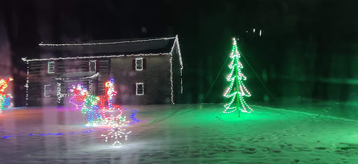 Christmas Store «Lights in the Parkway», reviews and photos, 1700 Martin Luther King Jr Dr, Allentown, PA 18104, USA