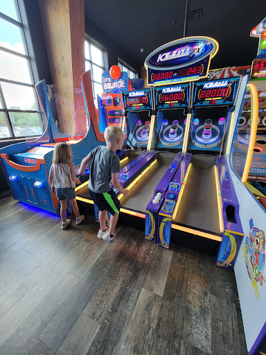 Bowling Alley «Pinheads», reviews and photos, 13825 Britton Park Rd, Fishers, IN 46038, USA