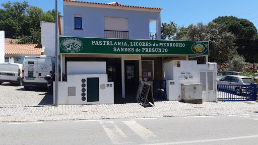 Pasteleria Sandes de Presunto no Monchique, Faro