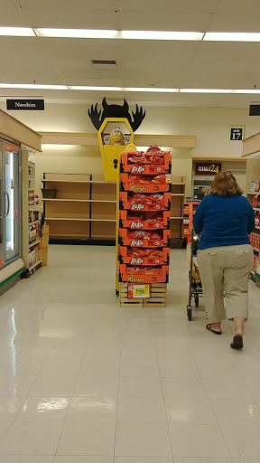 Grocery Store «Giant Food Stores», reviews and photos, 202 Chestnut St, Coplay, PA 18037, USA