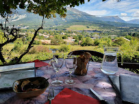 Atmosphère du Restaurant Le Clair Logis à Saint-André-les-Alpes - n°1