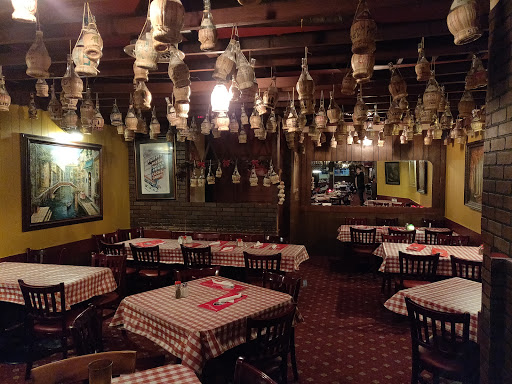 Filippi's Pizza Grotto Little Italy