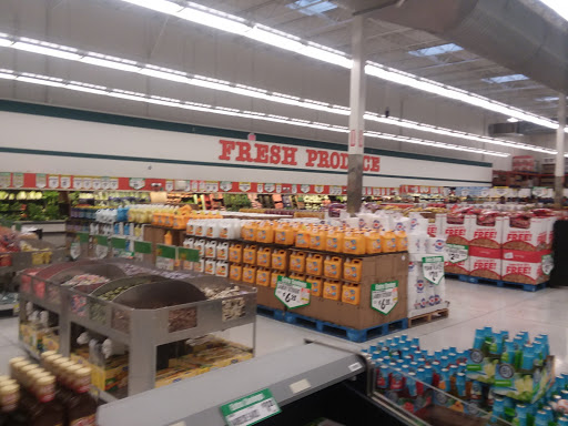 Supermarket «WinCo Foods», reviews and photos, 14338 E Foothill Blvd, Fontana, CA 92335, USA