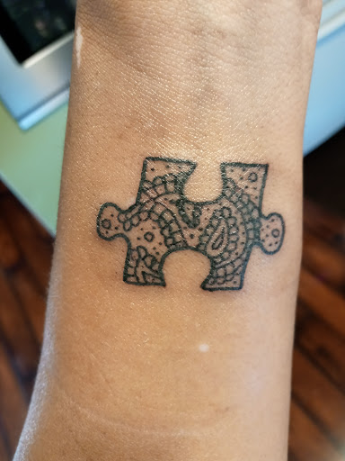 Tattoo Shop «Old Foxx Tattoo», reviews and photos, 115 N Court St, Visalia, CA 93291, USA