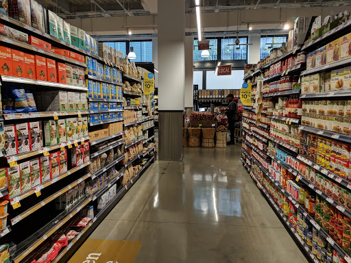 Grocery Store «Whole Foods Market», reviews and photos, 633 Broad St, Newark, NJ 07102, USA