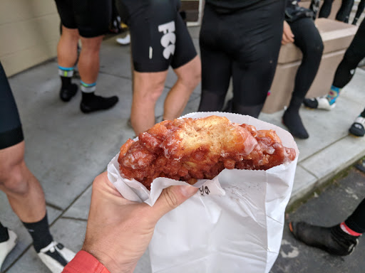 Donut Shop «Donut Alley», reviews and photos, 471 Magnolia Ave, Larkspur, CA 94939, USA