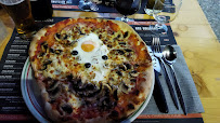 Plats et boissons du Pizzeria Chez Mestre auberge de pays,Coté Pizza à Lagarde-Marc-la-Tour - n°18