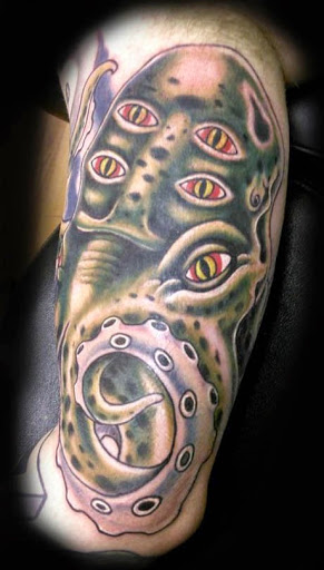 Tattoo Shop «Thriller Ink», reviews and photos, 707 N Reynolds Rd, Toledo, OH 43615, USA