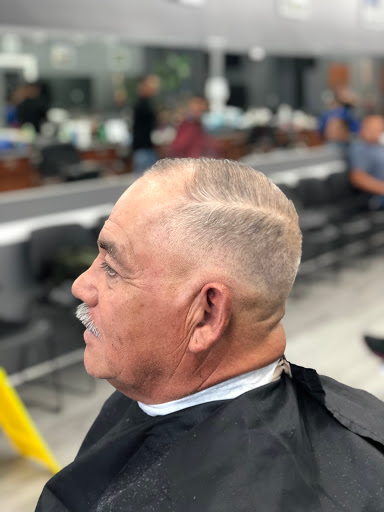 Barber Shop «Pasadena Barber Shop», reviews and photos, 1359 N Lake Ave, Pasadena, CA 91104, USA