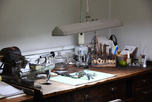 Jewelry Store «Krail Jewelry Store Inc», reviews and photos, 105 N Main St, Fond du Lac, WI 54935, USA