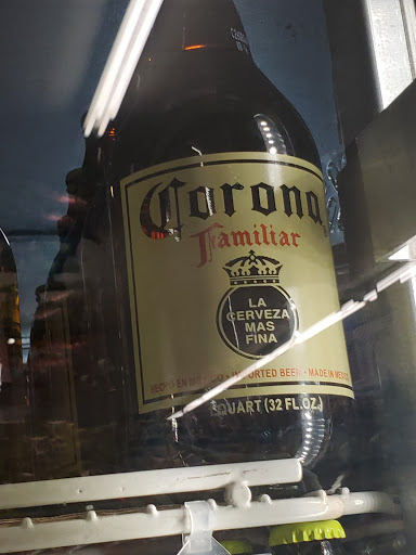 Grocery Store «Rays Food Place», reviews and photos, 875 Redwood Dr, Garberville, CA 95542, USA