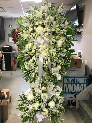 Florist «Crystal Florist & Greenhouse», reviews and photos, 317 Ridge Rd, North Arlington, NJ 07031, USA