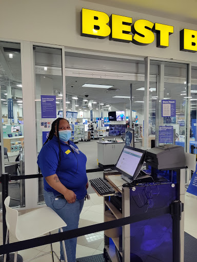 Electronics Store «Best Buy», reviews and photos, 1201 S Hayes St B, Arlington, VA 22202, USA