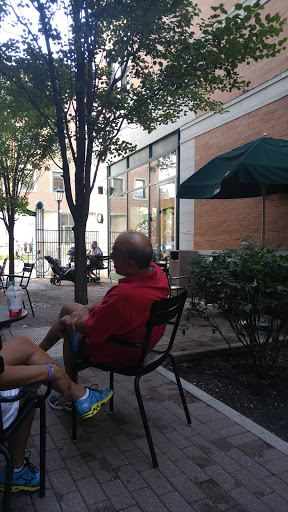 Coffee Shop «Starbucks», reviews and photos, 259 Lake St, Oak Park, IL 60302, USA