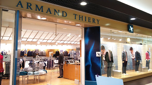 Magasin de vêtements pour hommes ARMAND THIERY HOMME Angers