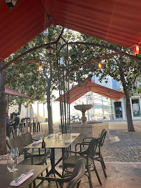 Atmosphère du Restaurant français GAMEL Restaurant à Nîmes - n°3