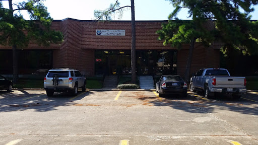 Computer Repair Service «Computer-Wiz», reviews and photos, 511 Garden Oaks Blvd, Houston, TX 77018, USA