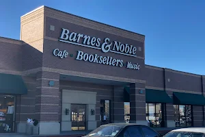 Barnes & Noble image