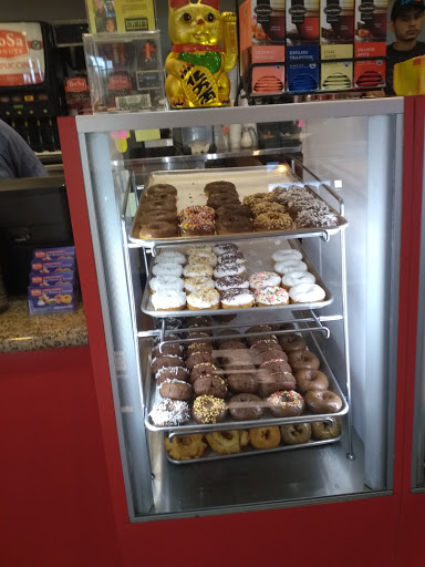 Donut Shop «BoSa Donuts», reviews and photos, 155 E Williams Field Rd, Gilbert, AZ 85295, USA
