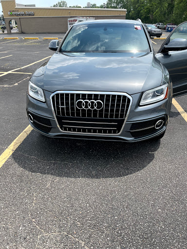 Used Car Dealer «CarMax», reviews and photos, 4431 28th St SE, Kentwood, MI 49512, USA