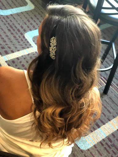 Hair Salon «Shannon Goode - GoodeHair - Hair Stylist», reviews and photos, 372 E Main St, Columbus, OH 43215, USA