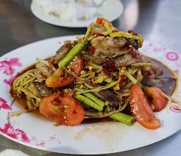 ส้มตำเจ้แดง photo