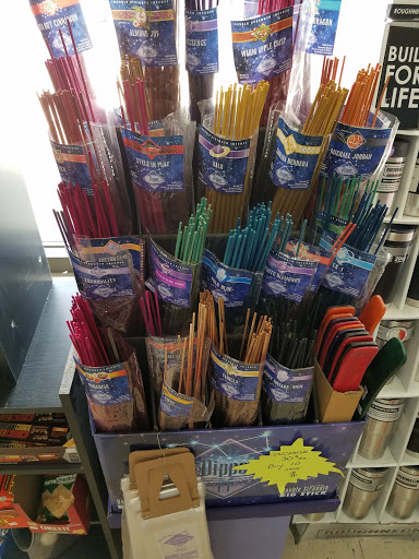 Tobacco Shop «Smoker Friendly Discount Tobacco #15», reviews and photos, 2613 16th St, Bedford, IN 47421, USA