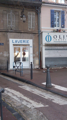 LAVERIE AUTOMATIQUE 104 ouverte 365 jours/an à Marseille