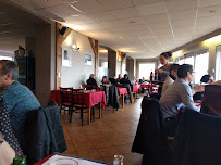Atmosphère du Restaurant français Le Criquet à Chavigny - n°6