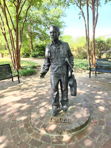 Attraction «Elvis Presley Birthplace», reviews and photos, 306 Elvis Presley Dr, Tupelo, MS 38801, USA