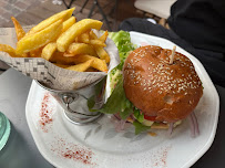 Plats et boissons du Restaurant de hamburgers Le Bistro Du Panier à Marseille - n°2
