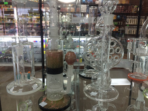 Tobacco Shop «3D SMOKE SHOP», reviews and photos, 7200 Glenview Dr, Richland Hills, TX 76180, USA