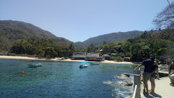 Zdjęcie Quimixto beach I poparte klifami