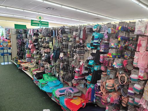 Dollar Store «Dollar Tree», reviews and photos, 7373 52nd Pl E, Bradenton, FL 34203, USA