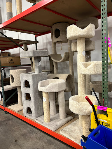 Pet Supply Store «Pet Supreme», reviews and photos, 12823 Foothill Blvd, Sylmar, CA 91342, USA