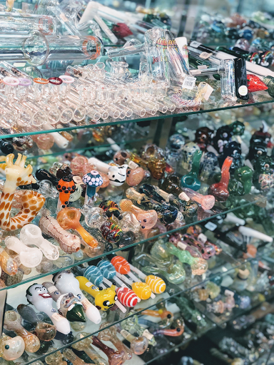 Vaporizer Store «South Side Smoke Shop», reviews and photos, 6240 S Pulaski Rd, Chicago, IL 60629, USA