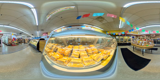 Supermarket «La Plaza Supermarket», reviews and photos, 13609 Lakewood Heights Blvd, Cleveland, OH 44107, USA