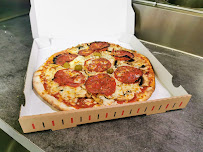 Pepperoni du Pizzas à emporter Pizz'Adore Pizzas, Burgers, Tacos à emporter et distributeur 24/24 à Arreau - n°4
