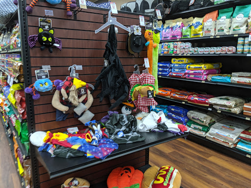 Pet Store «Pet Valu», reviews and photos, 55 Westport Ave, Norwalk, CT 06851, USA